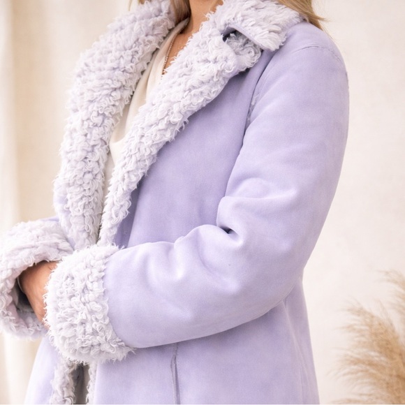 Chic Lavender Reversible Teddy Jacket Toggle Buttons - Picture 7 of 10